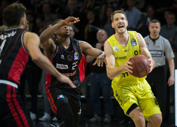 还应覆盖女 还应覆盖女